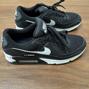 Nike Air Max 90 Size 9